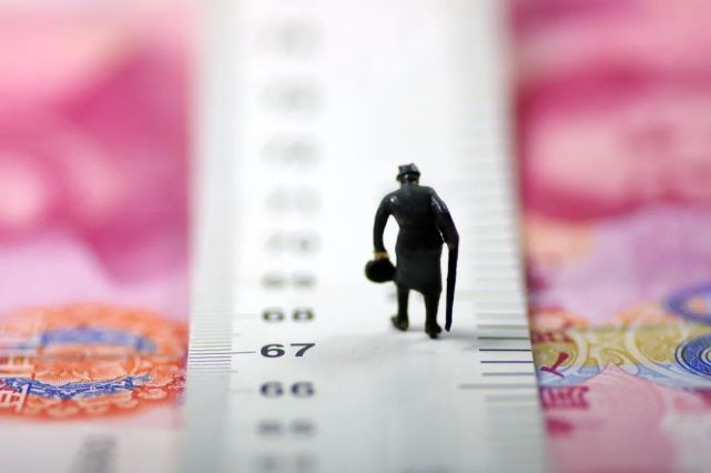 延迟退休“新方案”确定，2022年实施？60、70后将成为第一批