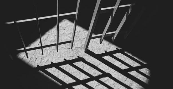 虚开专票1948份，获刑十年