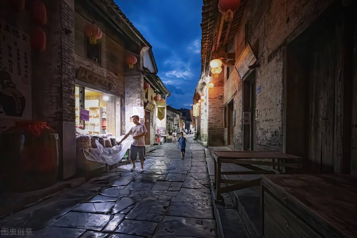 个人间无偿赠送/服务，是否视同销售？